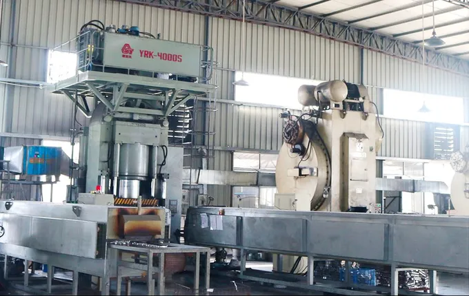Hot forging press line for aluminium parts